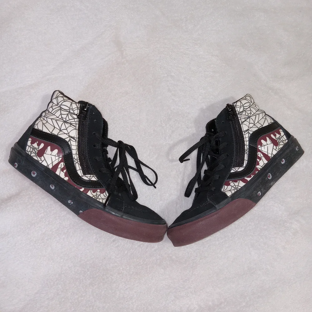 Vans Sk8-Hi Reissue Side Zip Kids Sz 3 “In The Shadows” Glow In Dark Spider Web - Picture 2 of 11